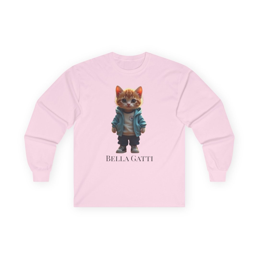 14328294626262385768_2048.jpeg Pink long-sleeved shirt with a cute kitten in a blue hoodie and "BELLA GATTI" text.