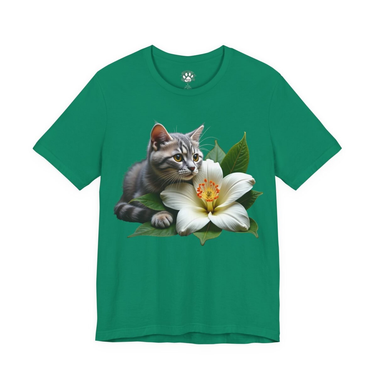 15606426262664322927_2048.jpeg Green t-shirt with a grey tabby cat and a white lily flower design.