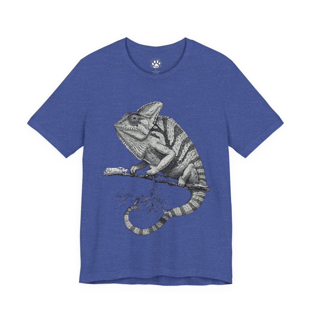 16840240949122970522_2048.jpeg Blue t-shirt with a detailed chameleon illustration.