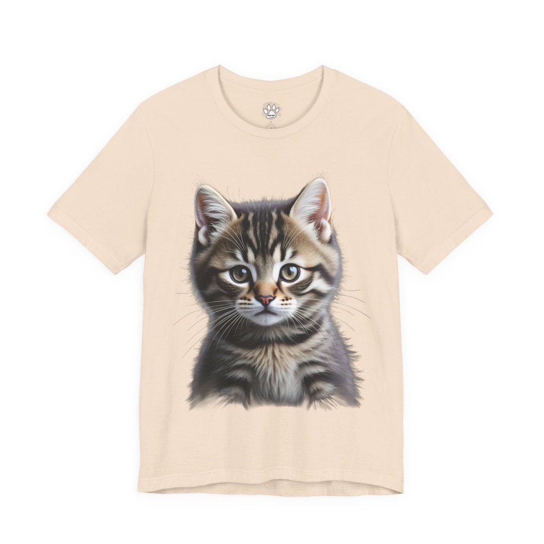 17216270541781826220_2048.jpeg Beige t-shirt with a realistic kitten illustration on the front.