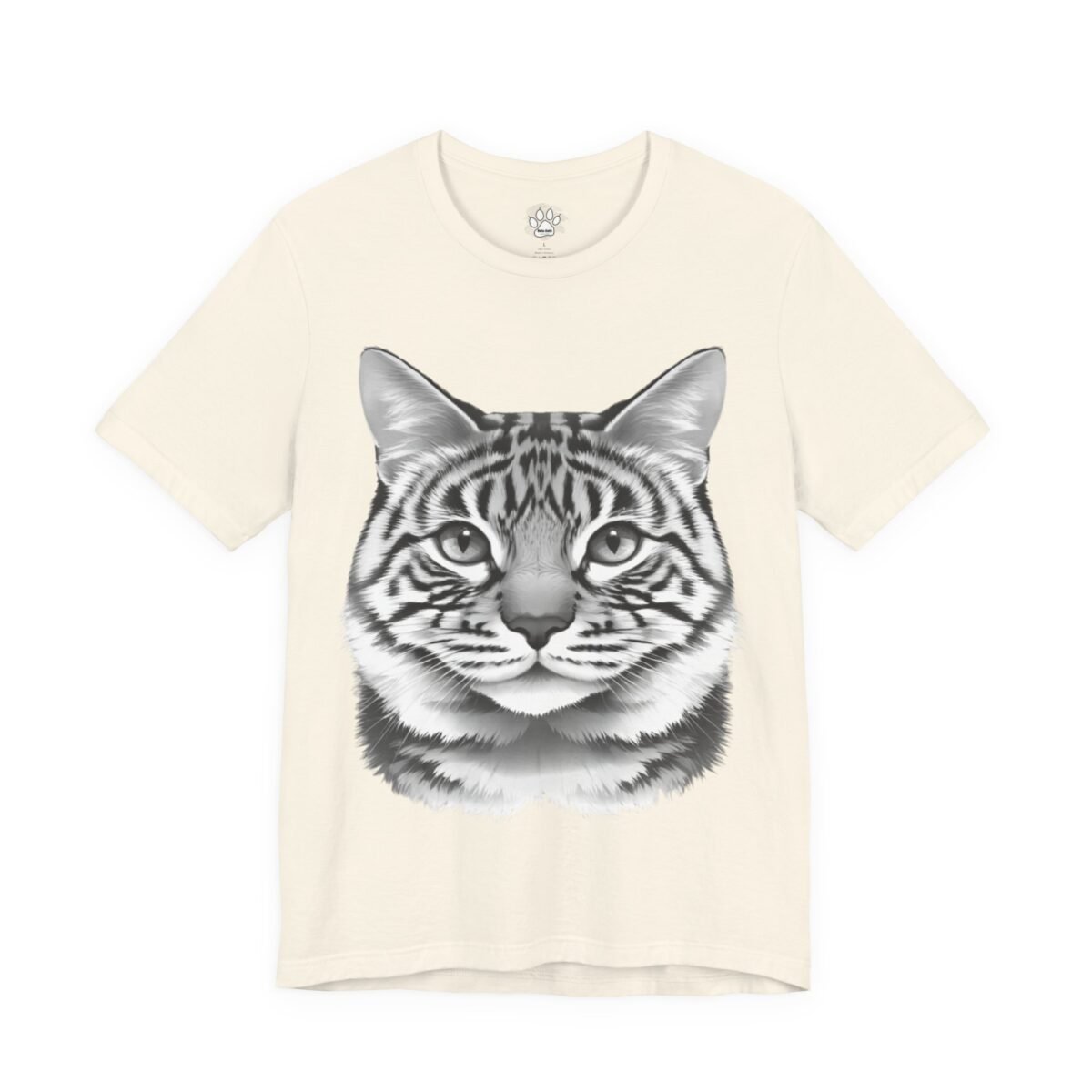 17387909444449959405_2048.jpeg Cream t-shirt with a grayscale illustration of a striped cat's face.