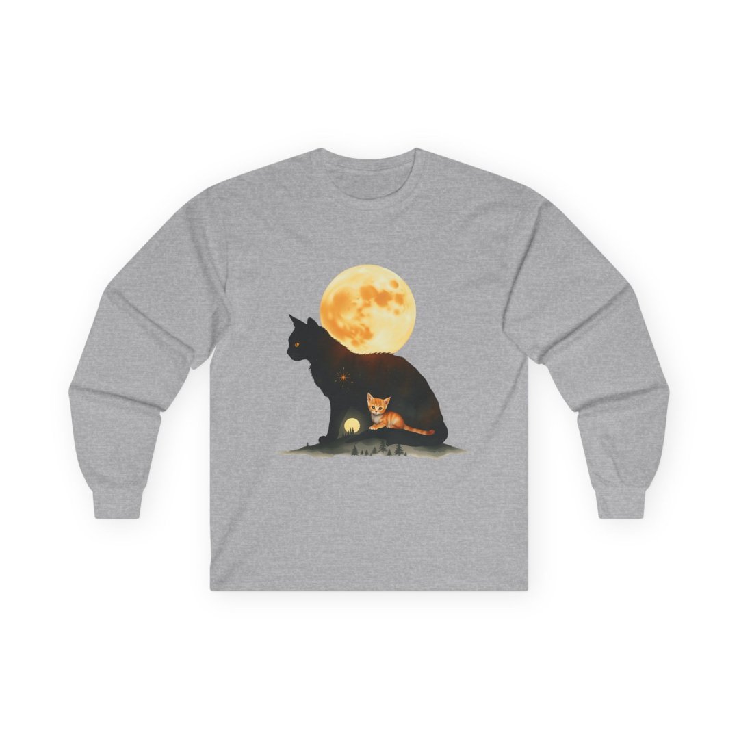 182944582163423181_2048.jpeg Gray long-sleeve shirt with a black cat and orange kitten under a full moon.
