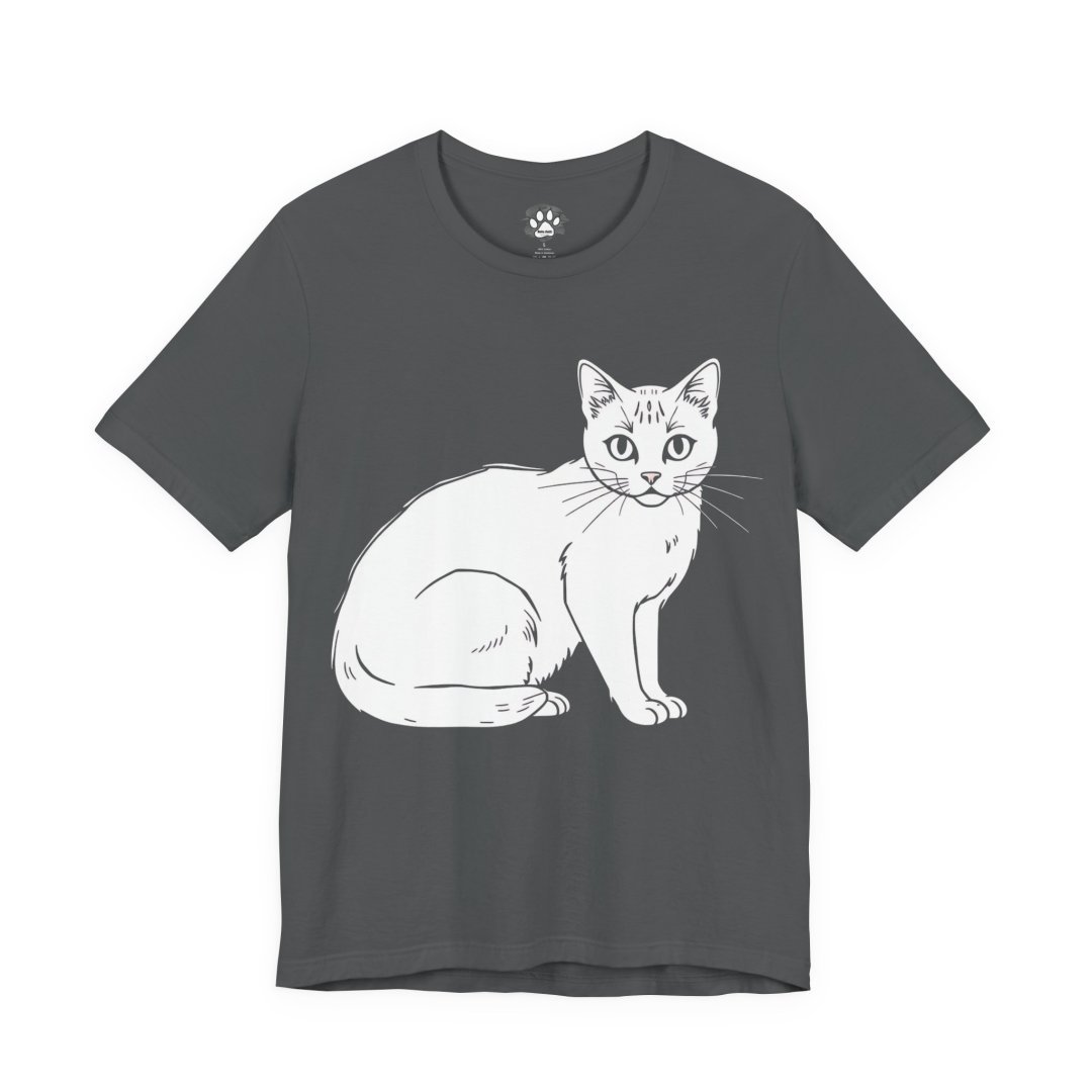 446166041014000149_2048.jpeg Gray t-shirt with a white cat illustration on the front.