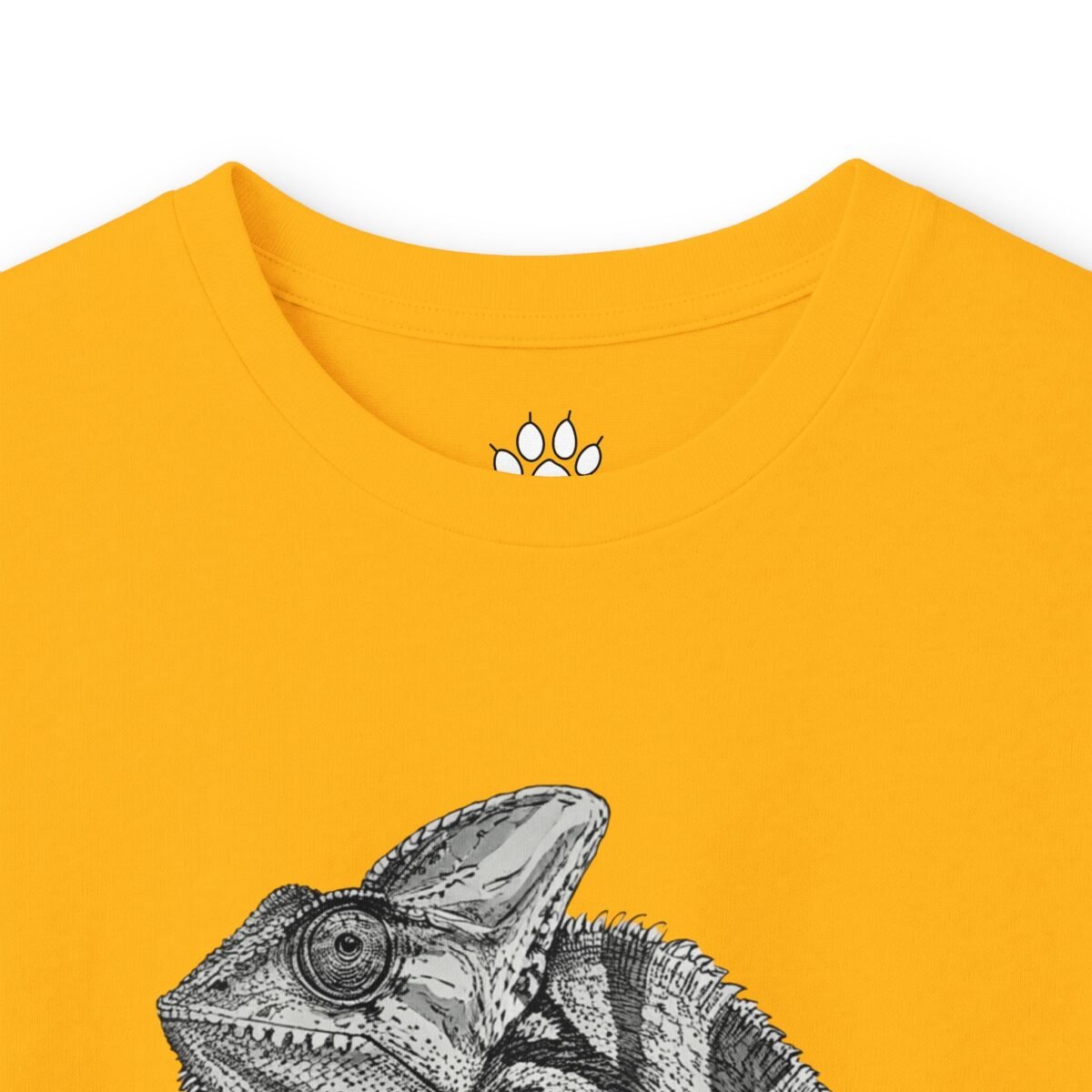 13587047433969274229_2048.jpeg Yellow t-shirt with a chameleon graphic and paw print logo inside the collar.